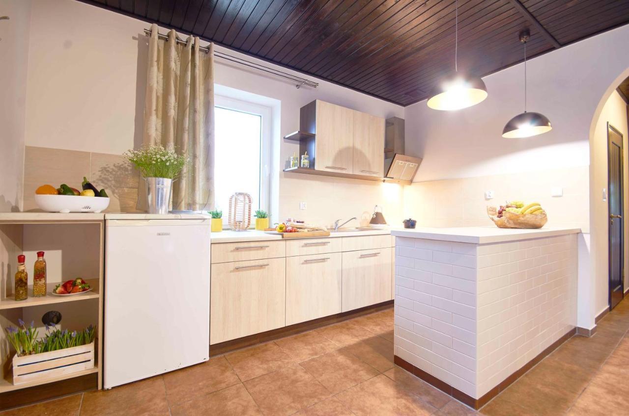 Arenda Apartamenty&Domki Caloroczne シェラクフ エクステリア 写真